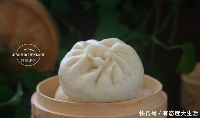 南瓜豆腐|用南瓜和豆腐做素馅儿包，无需过多调料，蒸出来比肉包子都香