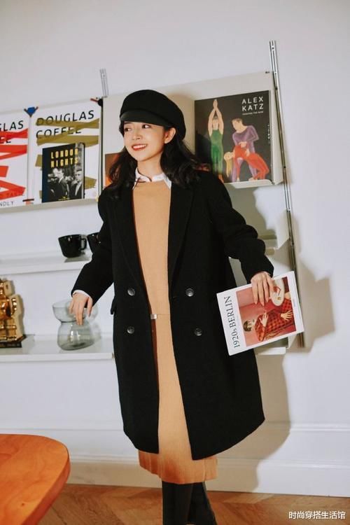 长大衣下面不一定穿裤子，学三木这样穿，时髦保暖有气质