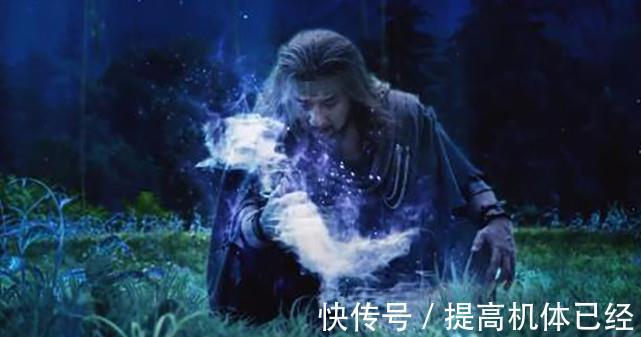 武魂殿|斗罗大陆：成龙神还原唐昊，尽显霸气本色，不拍电影可惜了