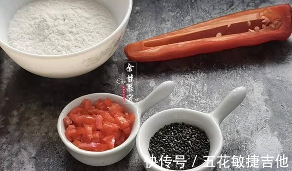 这饼可香了,食材简单营养全面,三分钟出锅上桌,早餐正合适!