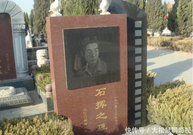 污蔑|中国“话剧皇帝”石挥投海自杀之谜:生前与赵丹齐名,晚年遭污蔑