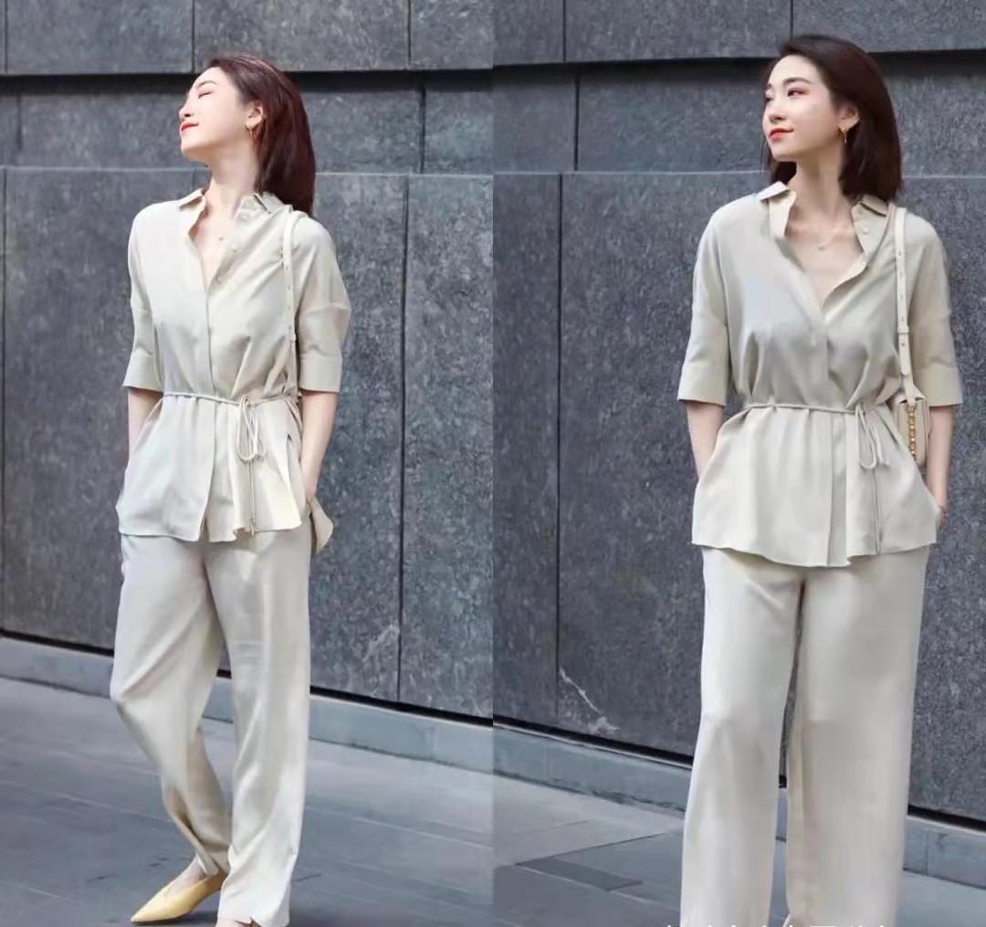 缎面 有气质的女人穿得都很“素”,3种搭配小原则,极简风穿出高级感