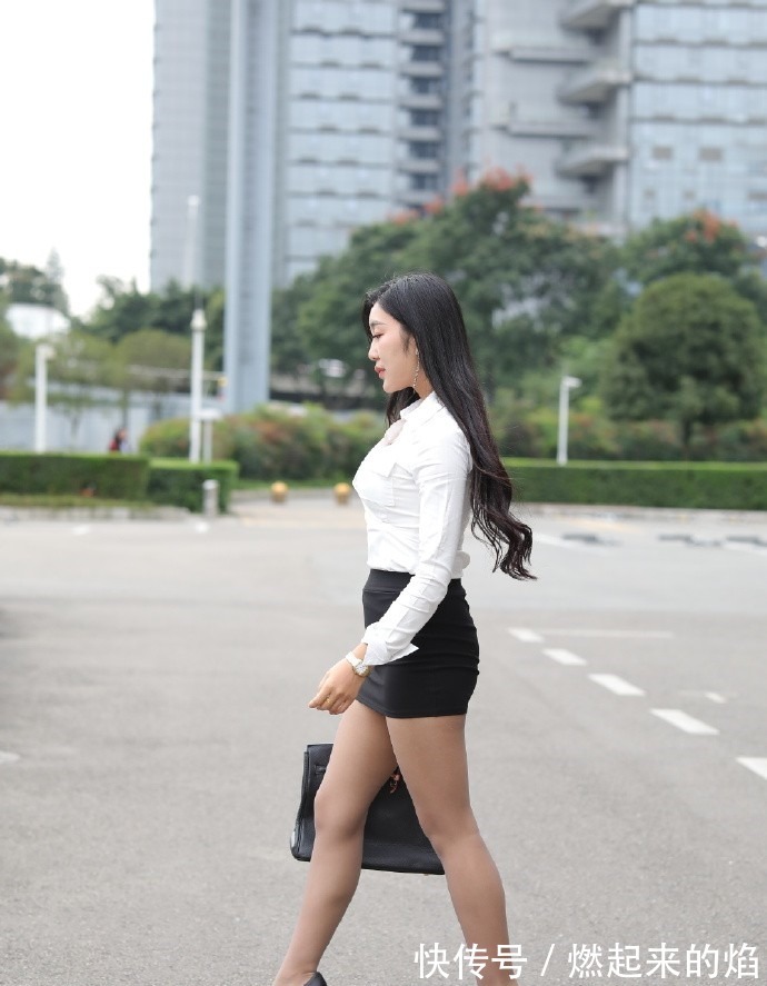 加班|有这样会穿搭的女老板，员工从来不会迟到，还主动要求加班！