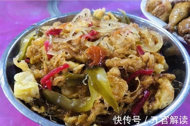 岳父生日摆寿宴,在农村这10菜1汤不到400块,大家来看看值不值吧