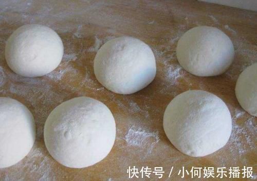 蒸馒头,牢记3要点,馒头蒸好暄软不塌陷,新手也能轻松做好
