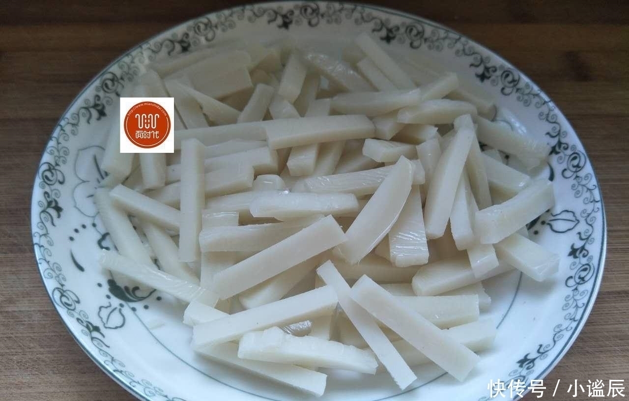 两三分钟的营养早餐饼，每次做都不够吃，做法简单，一学就会