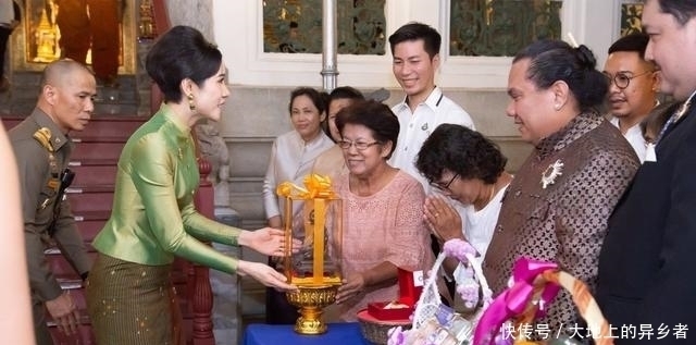 35岁诗妮娜骄傲过头!祈福只放诗丽吉和国王照,将苏提达置于何地