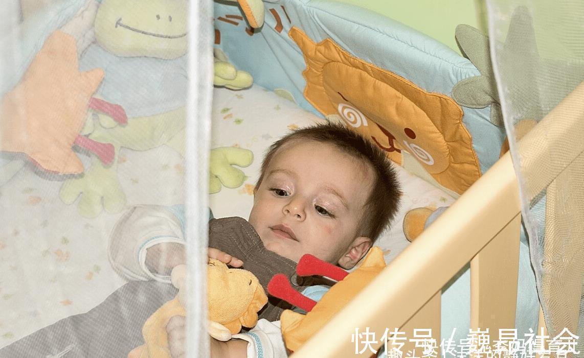 宝宝们|嗡嗡嗡，你听你听，蚊子在狰狞的笑，它最喜欢小宝宝