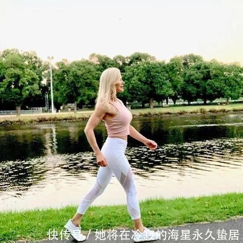 动作|40岁以后如何训练抵抗衰老6个动作从核心练起,让你实现逆生长