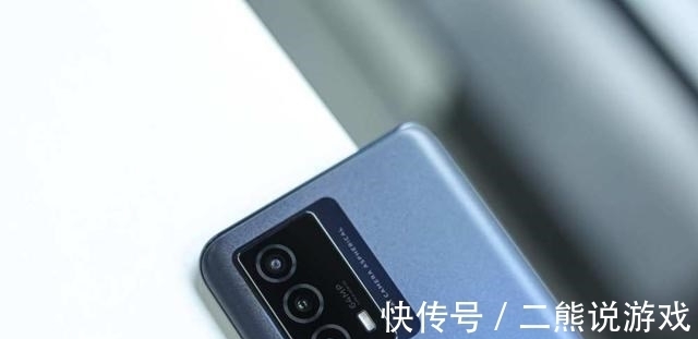 千元机|iQOO Z5深度体验，满血骁龙芯+5000mAh，值得入手的千元机