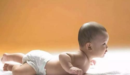 头型|婴儿头型形成的3个关键期,家长把握好及时纠正,错过就来不及了