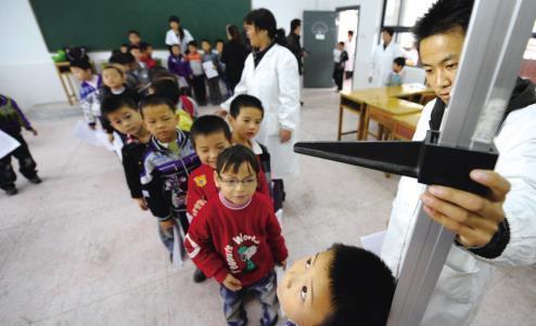 睡眠质量|到了“猛长期”,孩子身体会发出3个信号,抓住了能多长2到6厘米