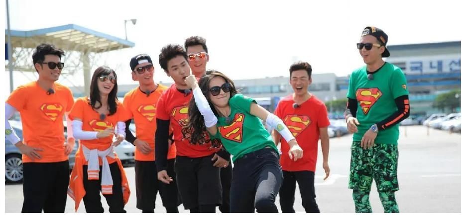 跑男|跑男導(dǎo)演新綜藝首播引爆全網(wǎng),熱搜上榜140個,登頂綜藝小時榜第一