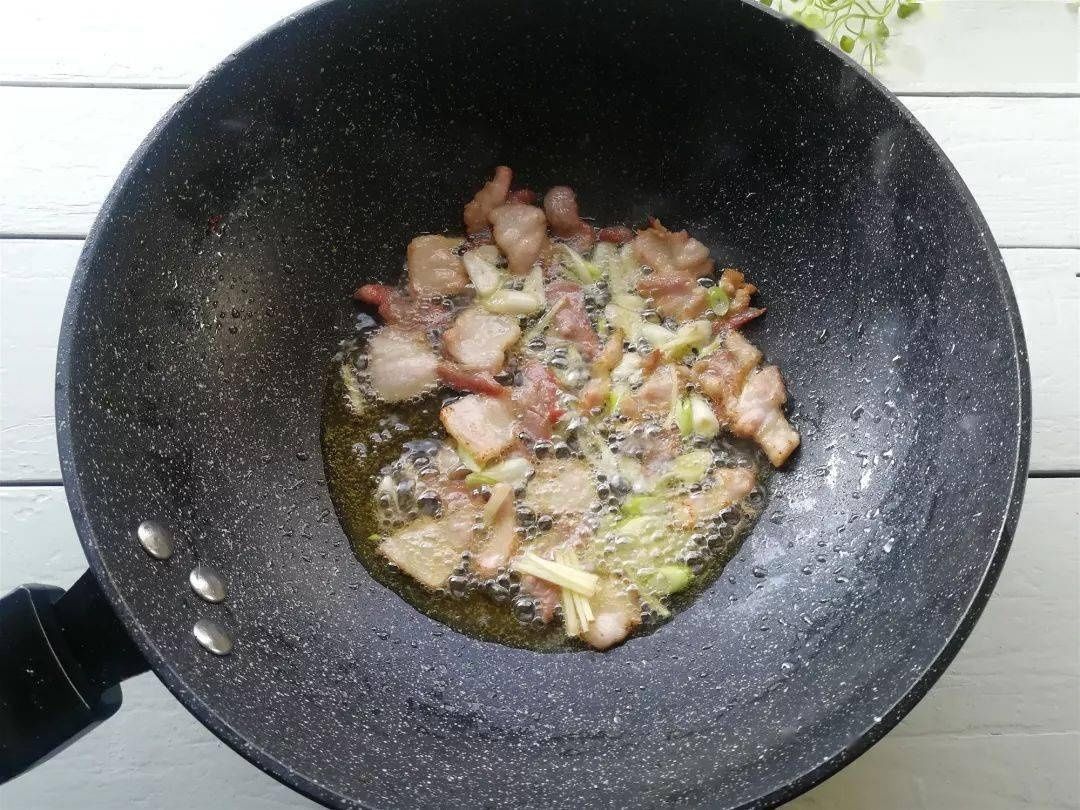 红烧腐竹，一道好吃又下饭的做法，特别简单