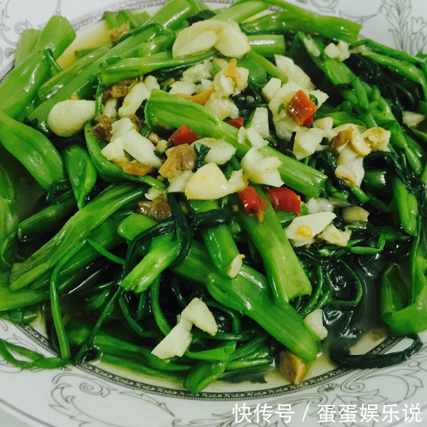 减掉大肚腩|女性不想满身赘肉,常吃此菜,燃烧脂肪,减掉大肚腩,皮肤更细腻