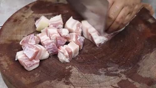  烹饪|如何做一道正宗的红烧肉，记住下面这几步就行