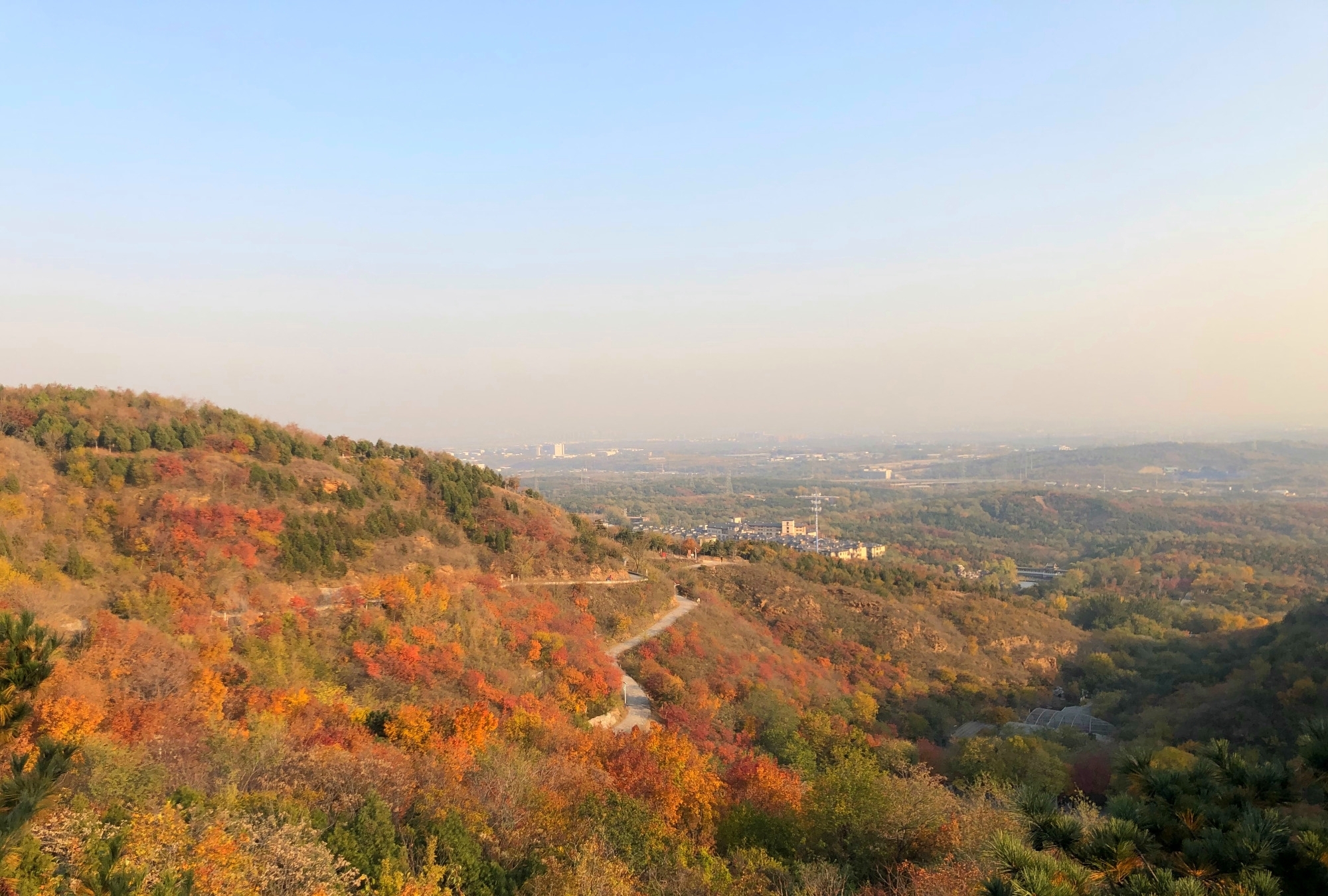 北宫国家森林公园|北京赏秋好去处，比香山人少，依山傍水而且还有漫山遍野的红叶！