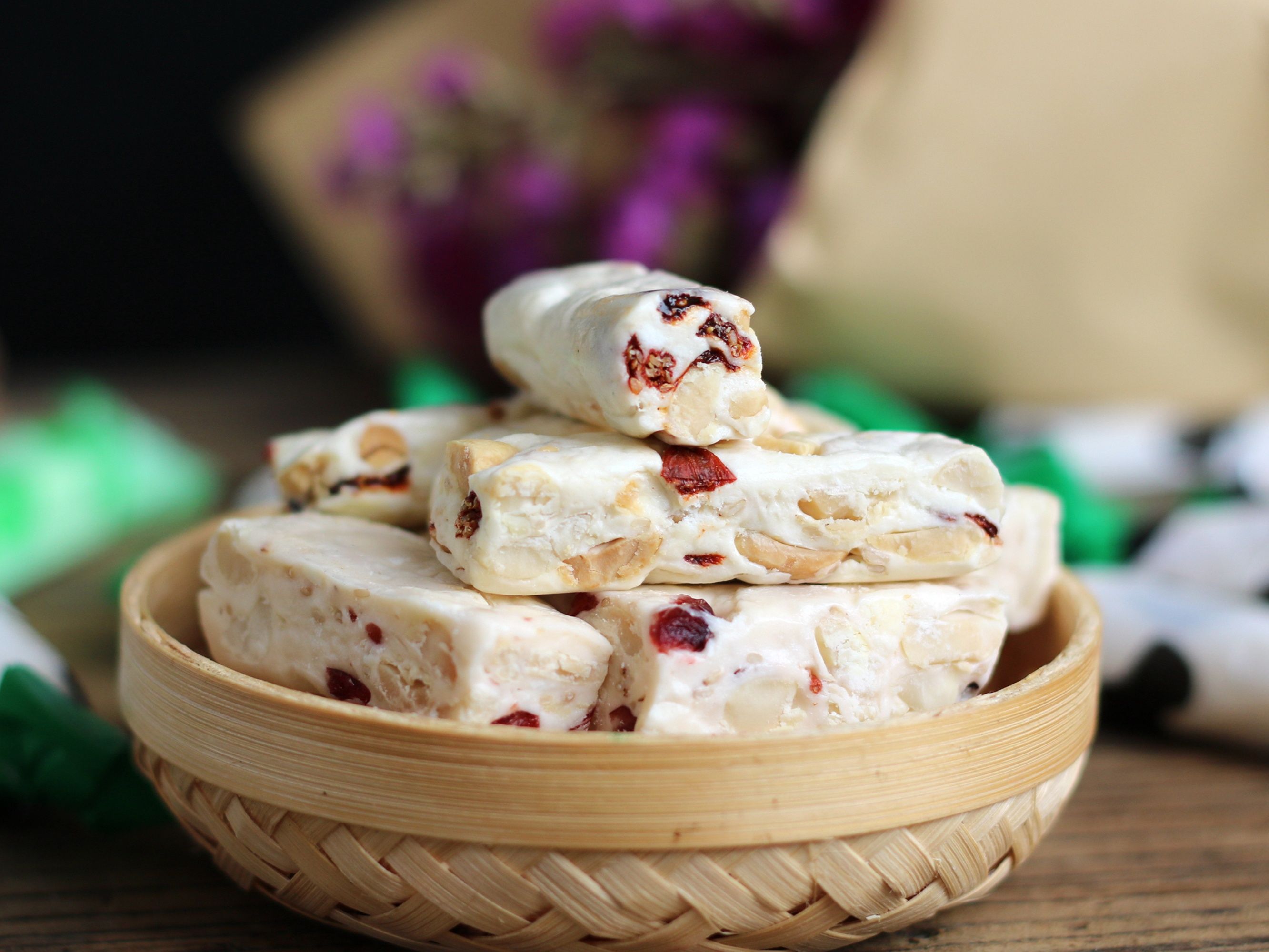 牛轧糖这做法火了，不开明火不用锅，奶香浓郁，朋友：完全没想到