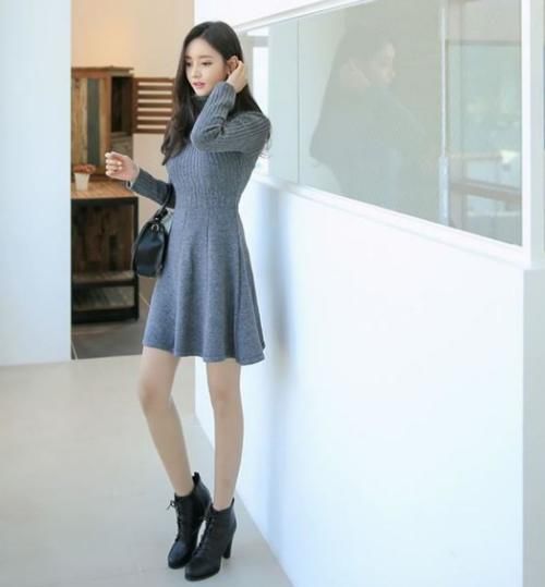  美女|美女穿搭：无法抗拒的诱惑麻纹连衣裙，增添浪漫气息