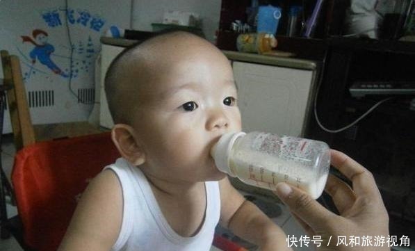 小家伙|“奶粉泡不对,营养全白费”,8种错误的冲奶粉方式,你踩雷了吗