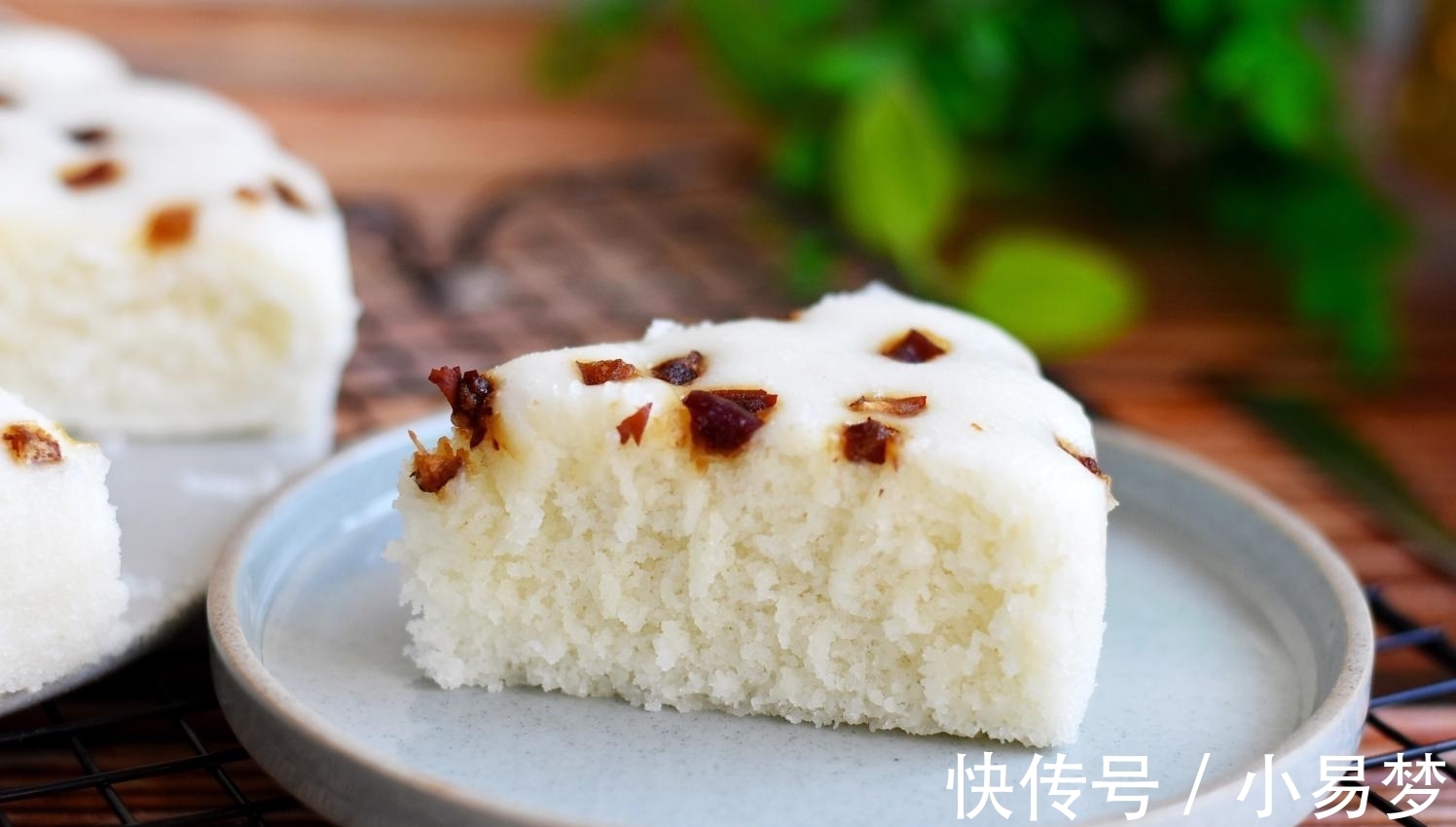 红枣|不用面粉做的发糕, 香软口感好, 孩子一口气吃3块, 还嚷着不够吃
