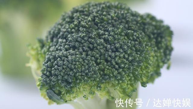 西兰花|女人最好的“胶原蛋白”,每天吃点,紧致肌肤,做“冻龄女神”