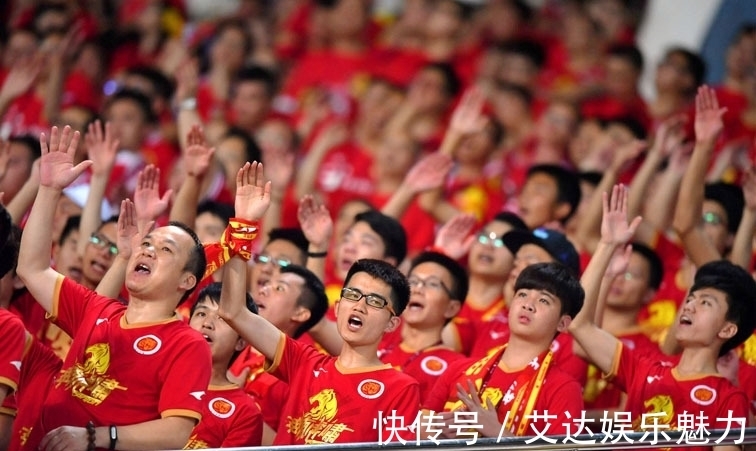 小严|足协不退钱 广州队举步维艰!万达何不引入小严 绿城三杰相聚大连