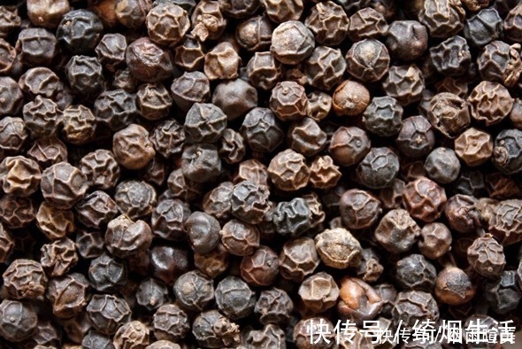烹饪|黑胡椒白胡椒，只差一个字，味道大不同，不懂别乱用，难怪不好吃