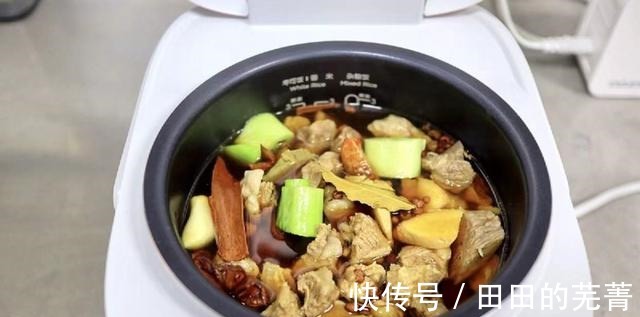 牛肉浓汤的一法多吃,让你的秋冬充满暖意!学会不亏!