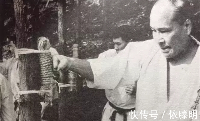 先生|他是日本公认的拳圣,晚年回忆却说:我的中国师父,才是真正的强