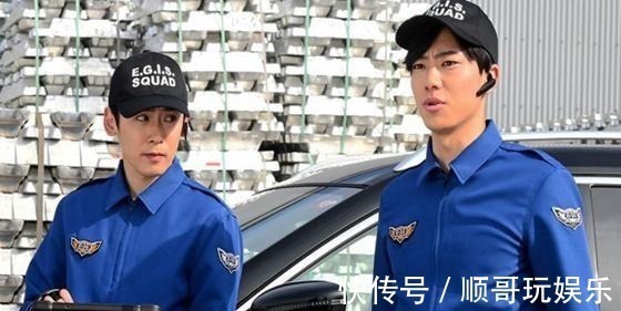 光之国|《泰迦奥特曼》第一集登场了13个奥特曼,你可能忽略了赛罗!