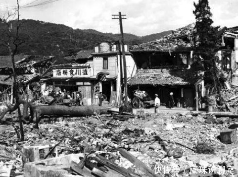 原子弹|两颗原子弹炸死了多少人?统计伤亡人数后,彻底站不住了