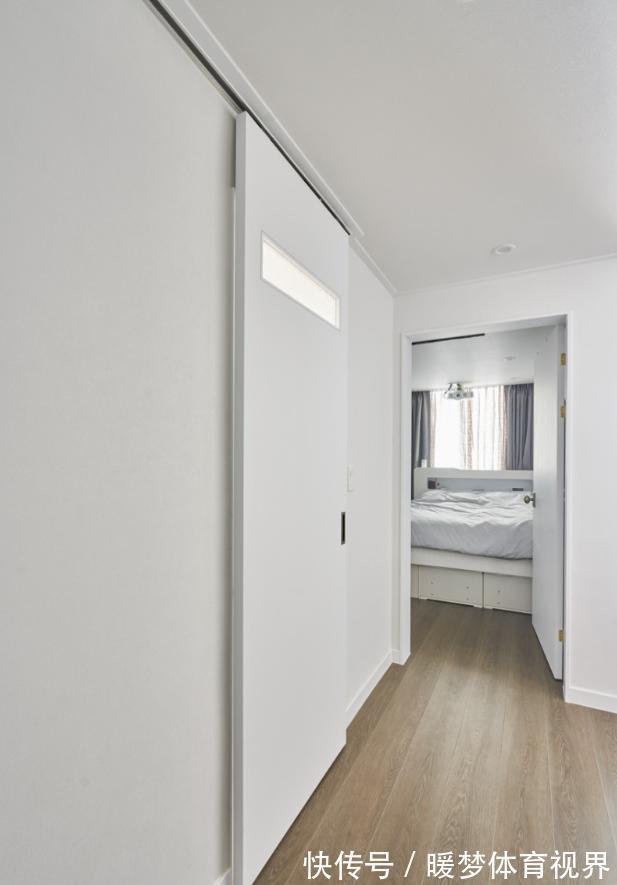 装修|新婚夫妇装修前的决定是对的,坚持不要客厅,解救了81㎡小户型