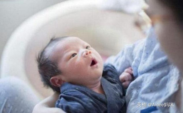 东东|家长多摸宝宝的这3个部位,孩子能够更聪明,很多父母还不知道