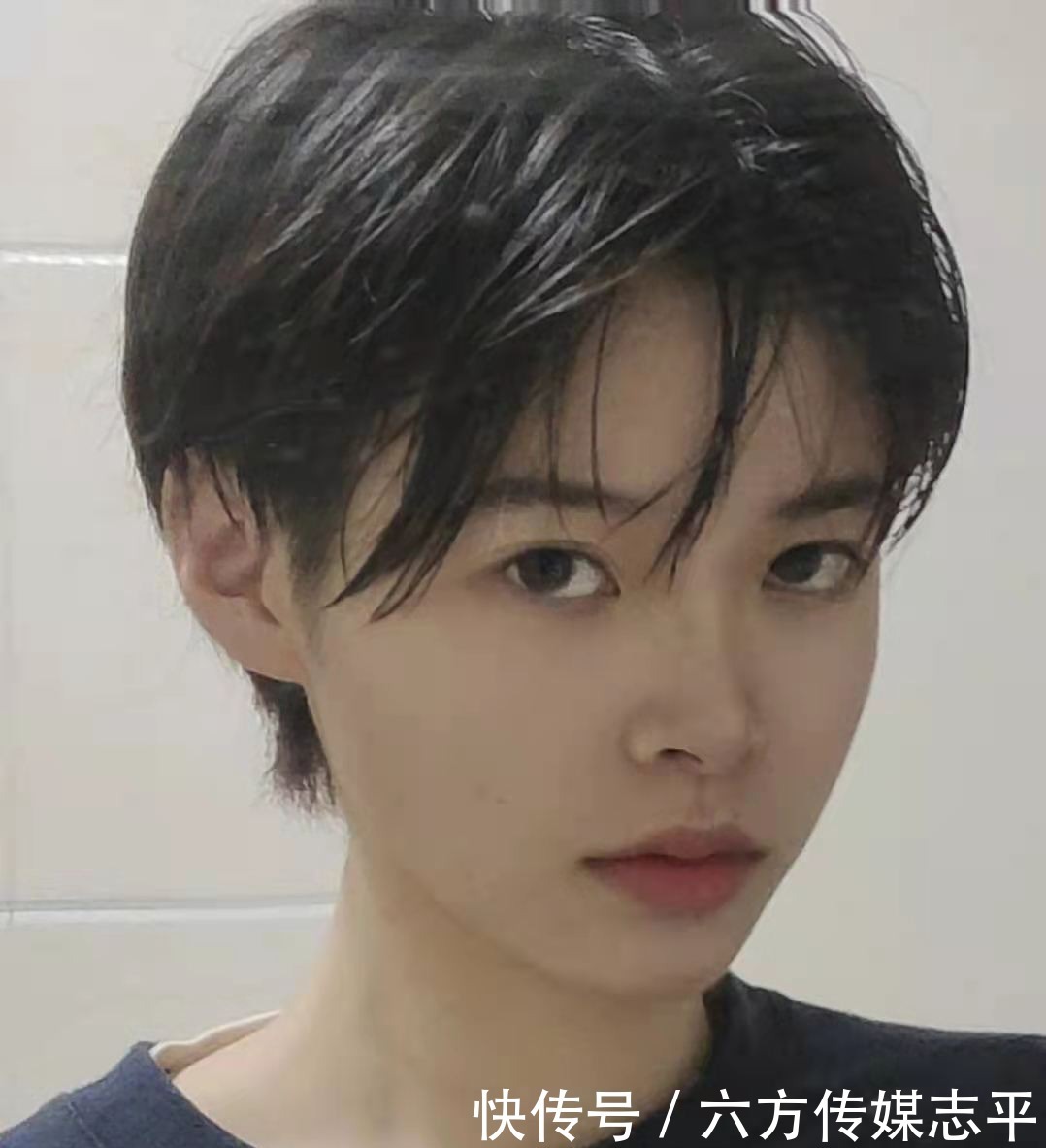 盘点当下流行的短发,“一刀切”满满御姐风,蛋卷发慵懒温柔