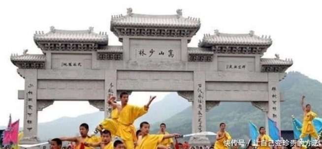 无人|金庸:为什么那么多人敢闯少林寺,却无人闯武当,只因媲美张三丰的他也败了