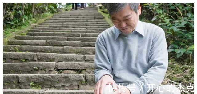 骨关节炎|跑步伤膝盖?医生直言:这2种运动真伤膝盖,45岁后,尽量少做