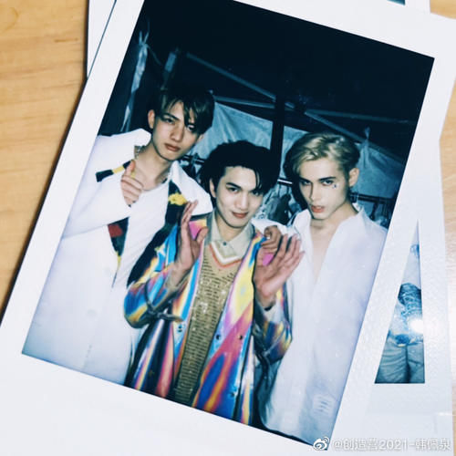 韩美娟不舍《创造营》：想复活抢话筒看龚俊，甘望星很傻很憨利路修不要再装