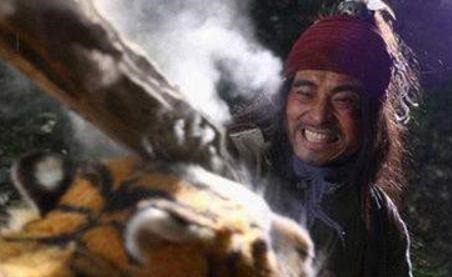 水浒传&《水浒传》武松林冲谁更胜一筹几个方面我们就可以看出结果