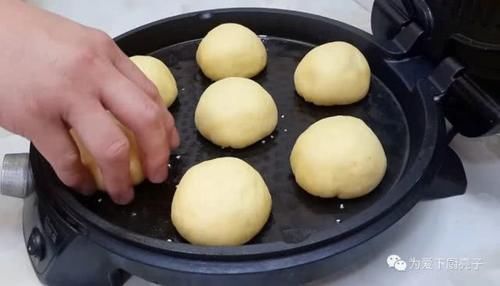 面包|面粉别再烙饼了,加1碗豆沙,比面包松软香甜,吃过就念念不忘
