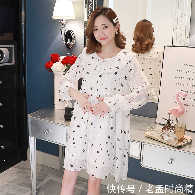 针织开衫 怀孕了也要美美的拍照,不用化妆就可衬托出孕妈的美,这样穿超美