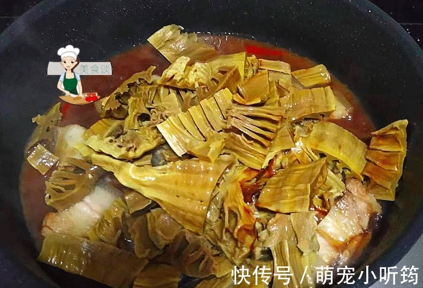 清明前，遇到它别手软，一次多囤些，晒干冻起来特省事，炖肉真香