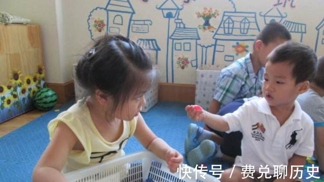 二胎家庭|二胎家庭中,为什么往往老大更懂事?了解原因后很心疼他