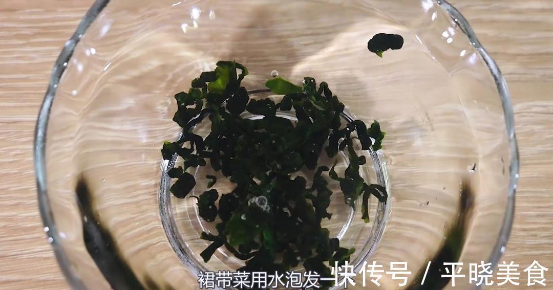 宝宝|一碗顶8杯奶！妈妈都在给宝宝吃，口口都是钙和锌，孩子吃光了