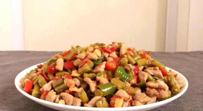 深受大家喜爱的几道家常菜，荤素搭配营养丰富，学会家人就有口福