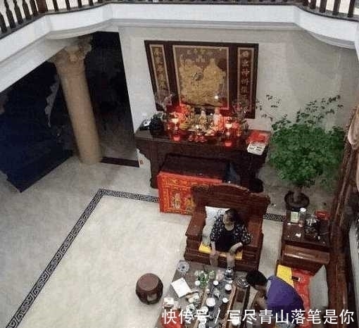 舅舅花180万盖的四层别墅，全村人都羡慕的不得了，我无话可说