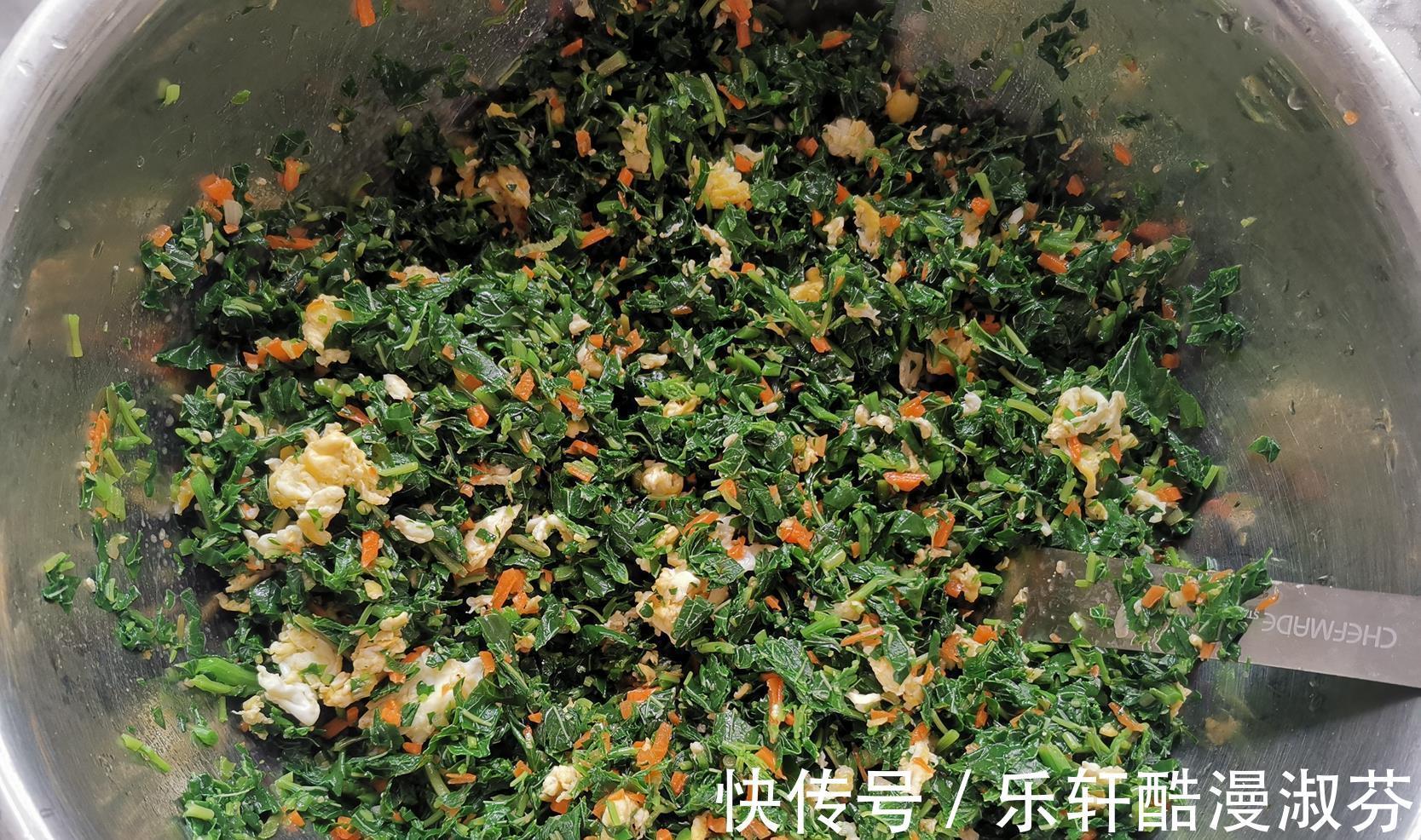 馅料|老妈包这饺子，皮薄馅大营养好，比肉饺子都好吃，清香爽口真解馋