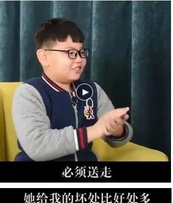 殴打|哥哥蒙头殴打1岁妹妹!二胎爸妈最大的错,是让老大爱老二