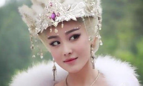 为她的出现|魅惑君王不是本意,祸国殃民也不是初衷,她也有自己的无奈