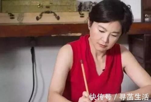 书法!“东方不败”林青霞的书法功底颇深,字迹洒脱大气,有启功体气息